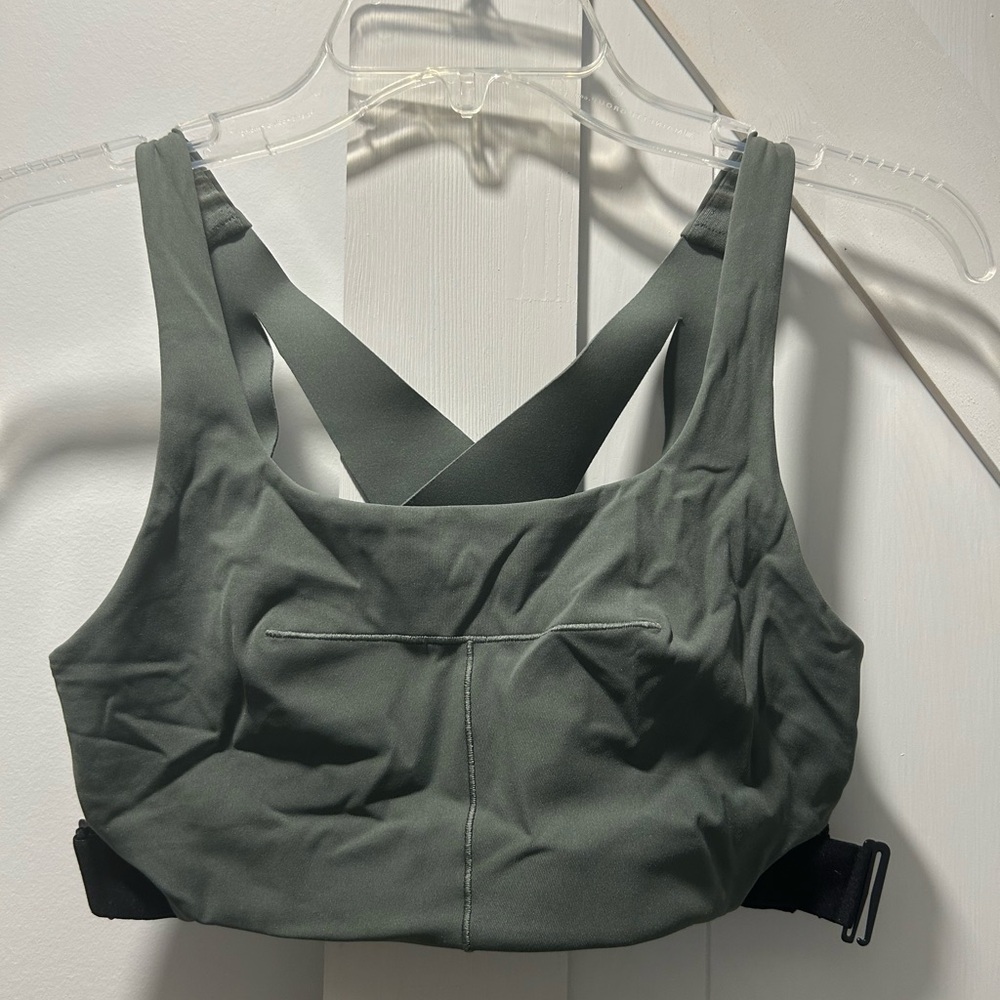 Lululemon Women's Olive Green Sports Bra Size S